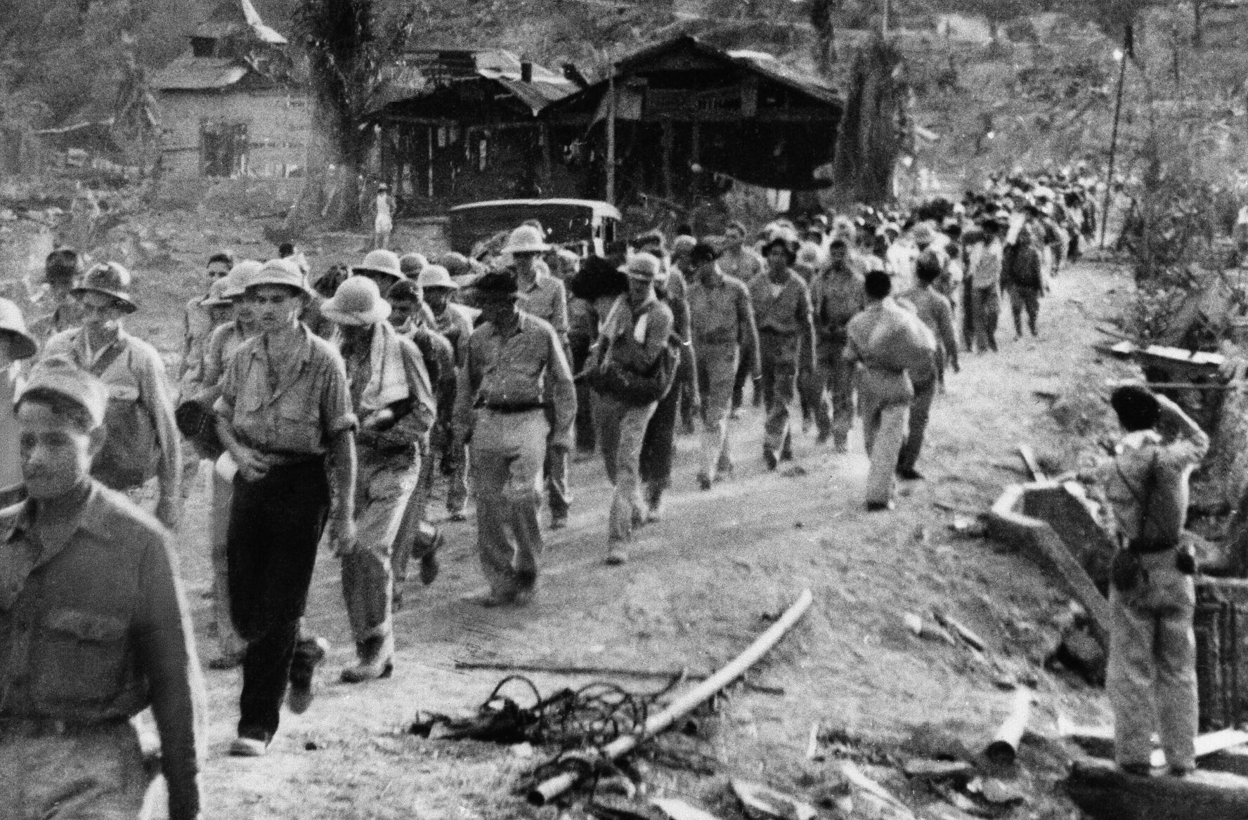 1942: Bataan